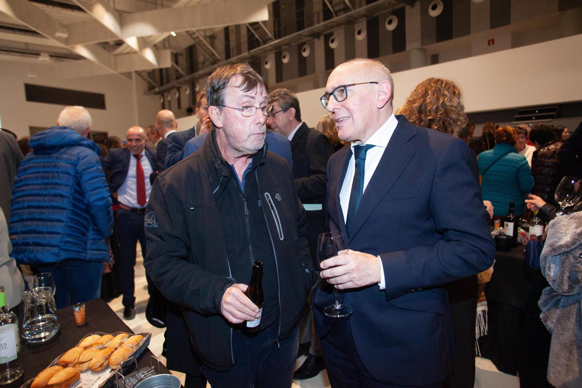 En imágenes: Más de 600 invitados celebran los 20 años de DNA en los Premios +Álava Sariak