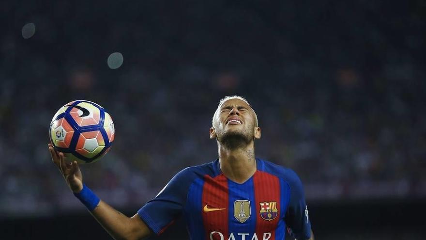 El fiscal pide dos años de cárcel para Neymar por corrupción en su contrato