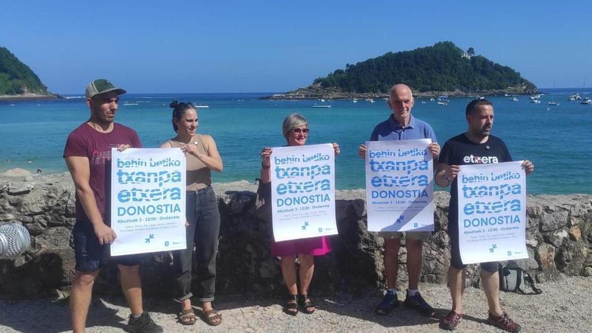 Sare y Etxerat presentan sus movilizaciones en 11 playas de Euskadi.