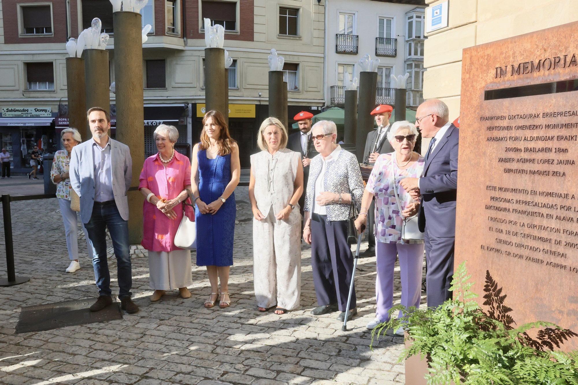 En imágenes: Álava homenajea a todas las personas represaliadas por la dictadura