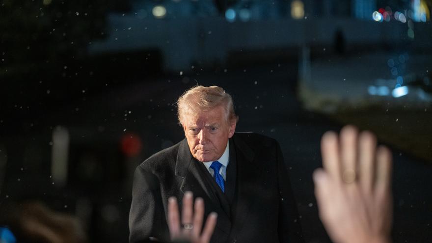 Trump asegura que no pedirá disculpas por el video que muestra a los Obama como simios