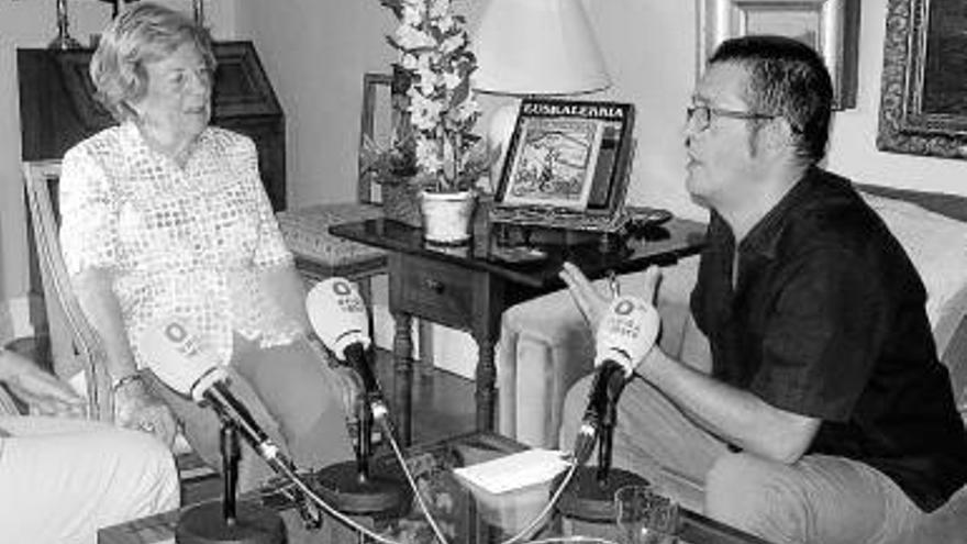 Xabier Lapitz entrevista hoy a la etnógrafa Karmele Goñi