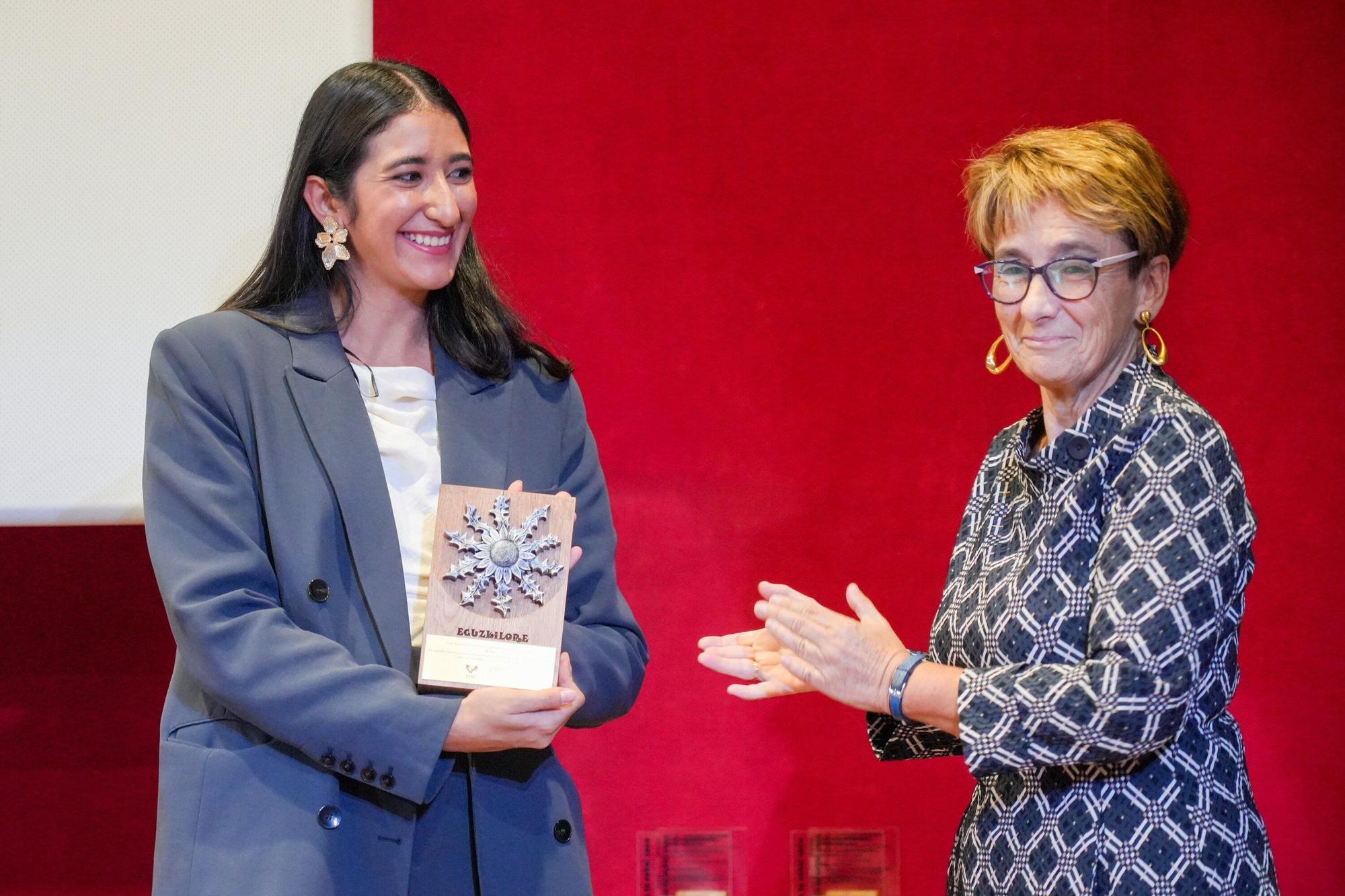 En imágenes: Graduación del curso 2024-2025 en la Escuela de Ingeniería de Vitoria-Gasteiz
