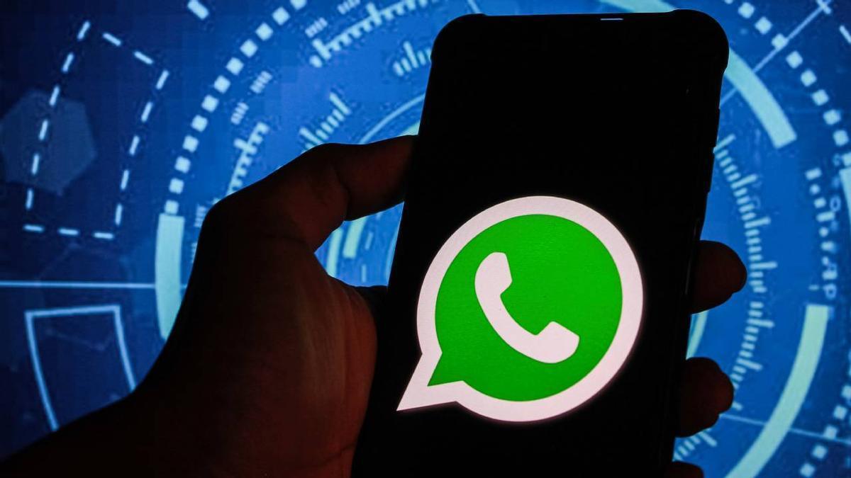 ¿Cómo saber si te espían WhatsApp? La criminóloga María Aperador tiene las claves