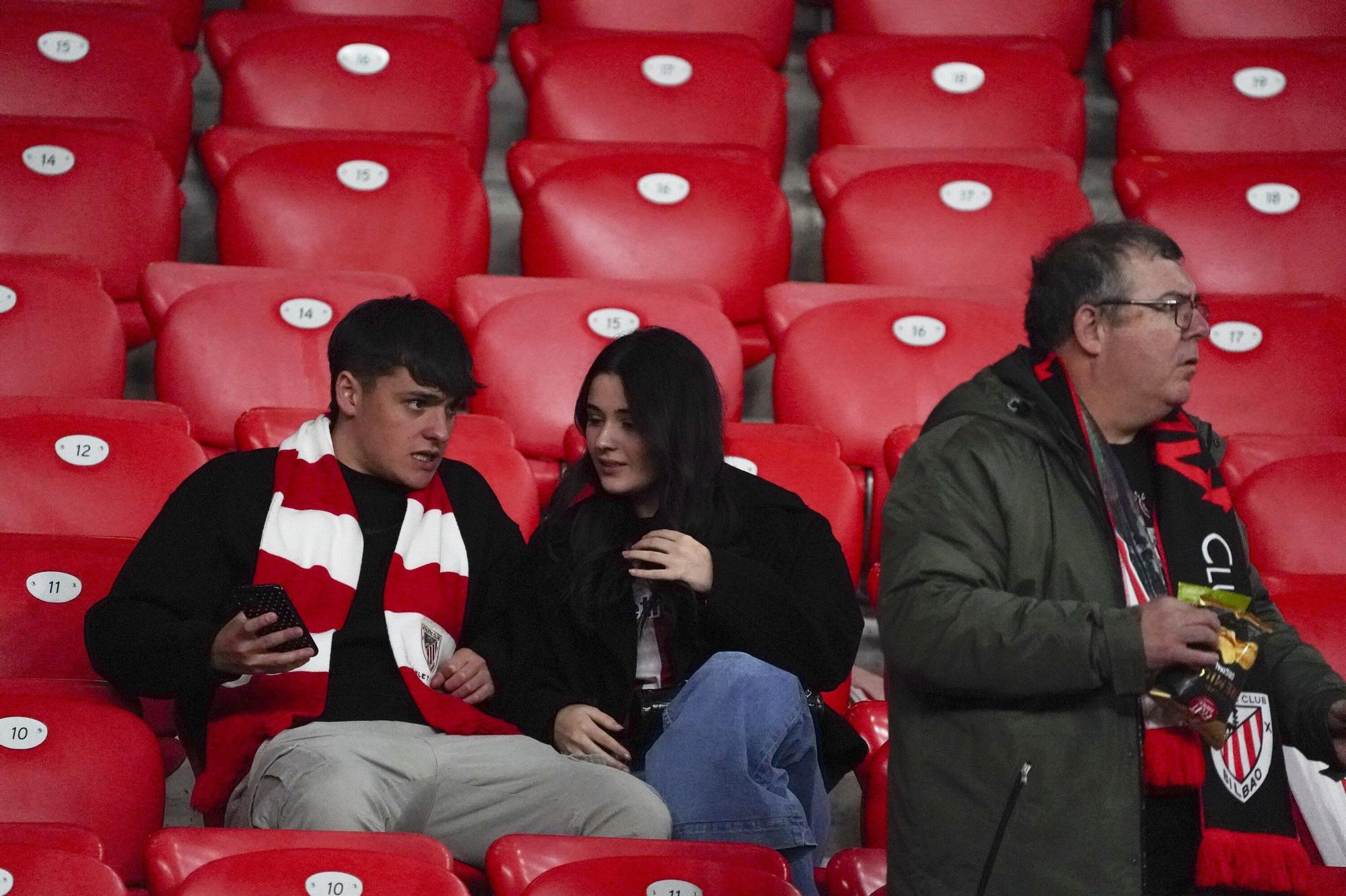 ¿Has estado en San Mamés viendo el Athletic-Atlético? Búscate en nuestra galería