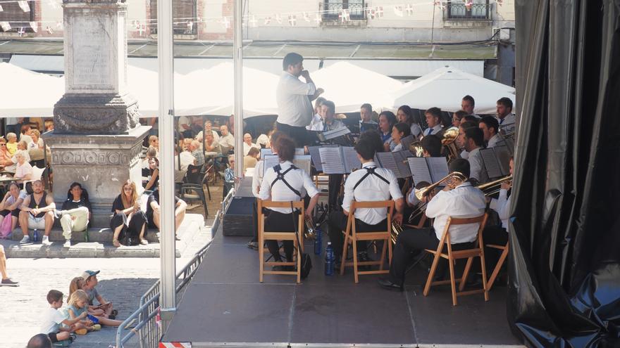 La Banda de Música de Mutriku actuará con Sorotan Bele en Lapurdi días antes de su cita con las fiestas de la Magdalena