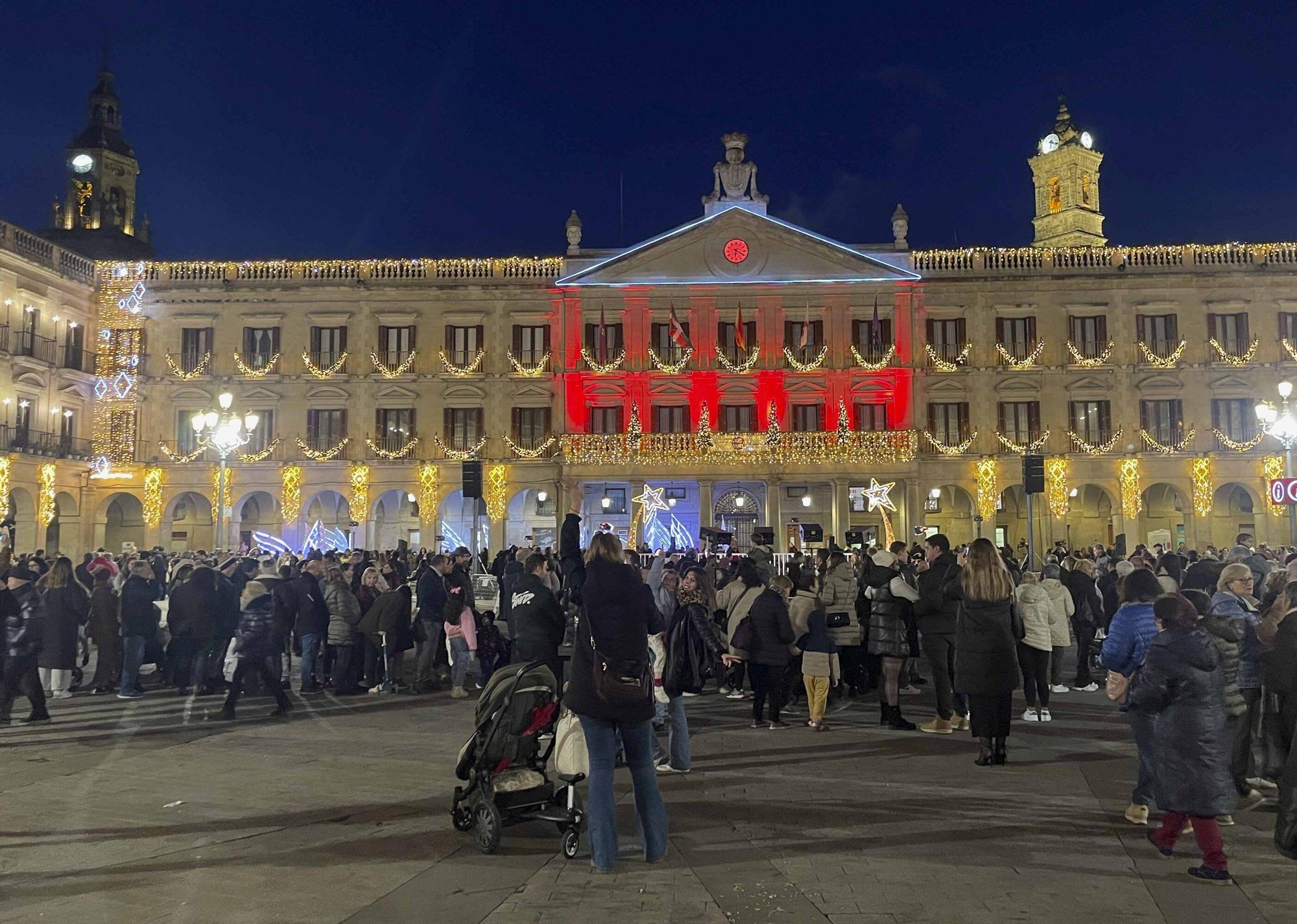 En imágenes:  Vitoria enciende su Navidad