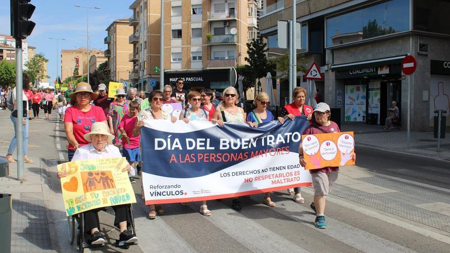 Las personas mayores reivindican en Tudela sus derechos y un buen trato