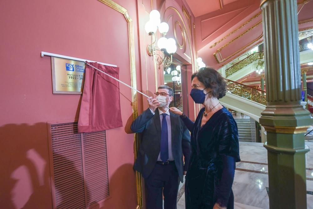 Exposición 100 años de la BOS