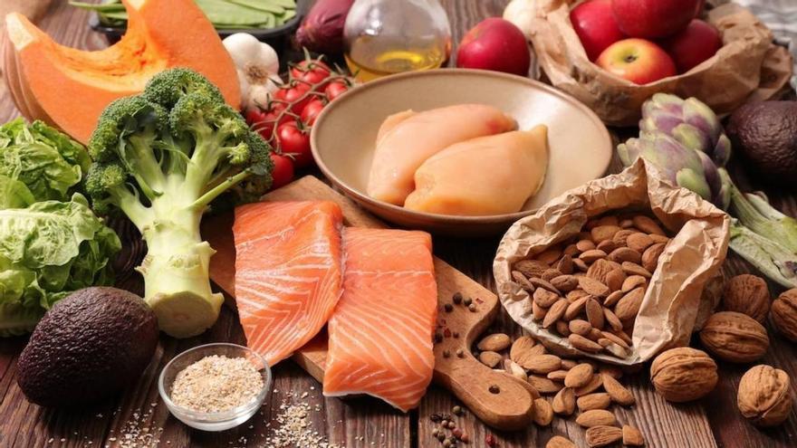 Ni verdura ni fruta: este es el alimento que los mayores de 60 años deben comer todos los días, según la AESAN