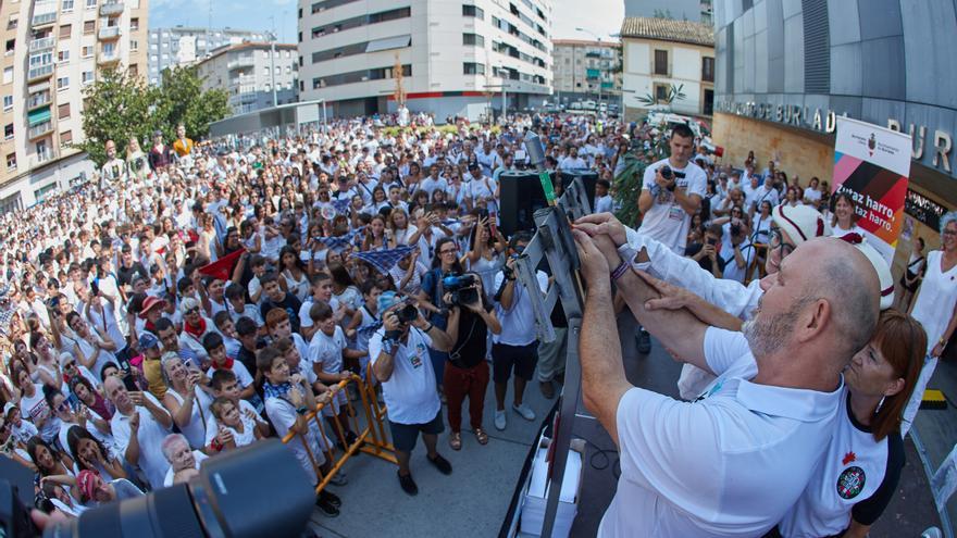 ¡Burlada ya está de fiesta! El cohete que ha puesto a todo el municipio a bailar