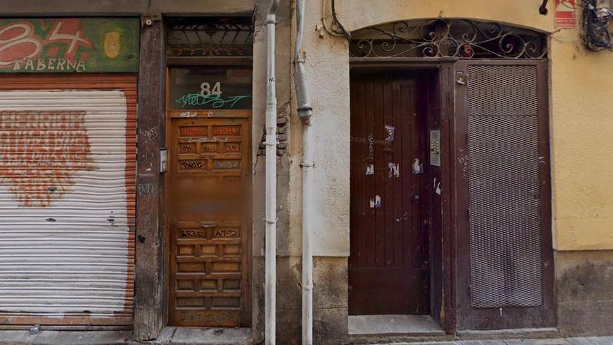 El Ayuntamiento realoja a tres familias de un edificio de Jarauta tras detectar un "fallo estructural" en el inmueble