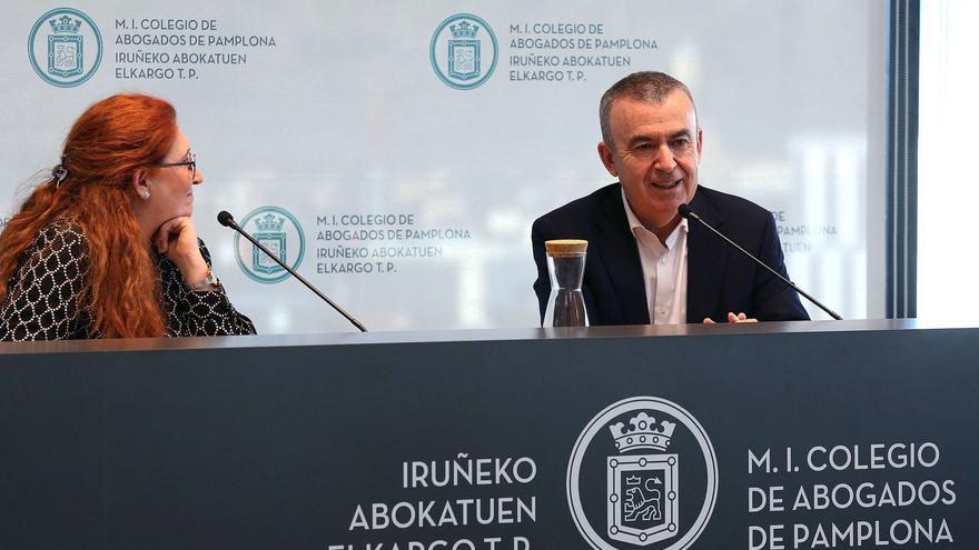 Lorenzo Silva: “Además del novelista, tengo sentado en mi hombro al abogado cuando escribo”