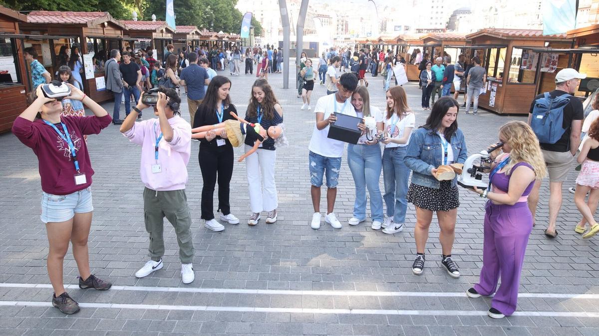 Feria para fomentar vocaciones STEAM en El Arenal.