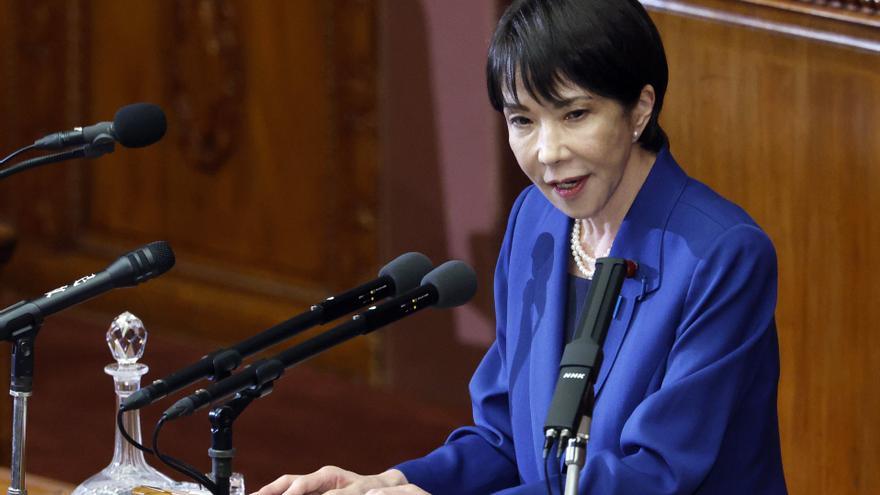 La primera ministra de Japón acelera el aumento del gasto en defensa al 2% del PIB