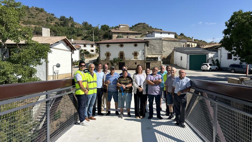 Nueva conexión peatonal y ciclable sobre el río Sánsoain en Olleta