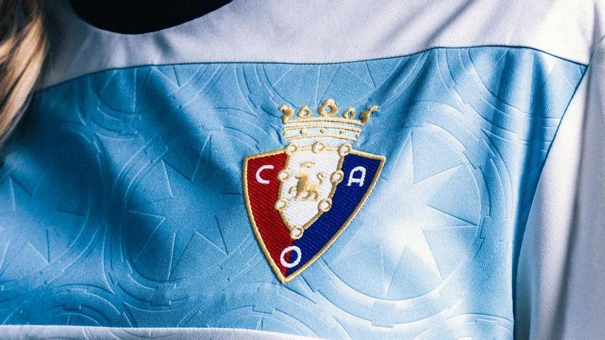 Fotos de la segunda equipación de Osasuna para la temporada 2026/2027