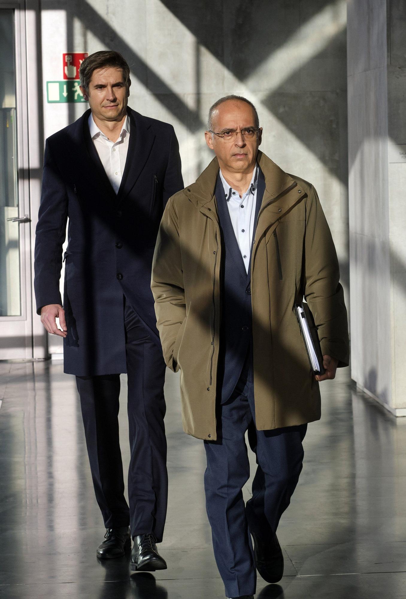 Los redactores del proyecto de los túneles de Belate, en la comisión de investigación