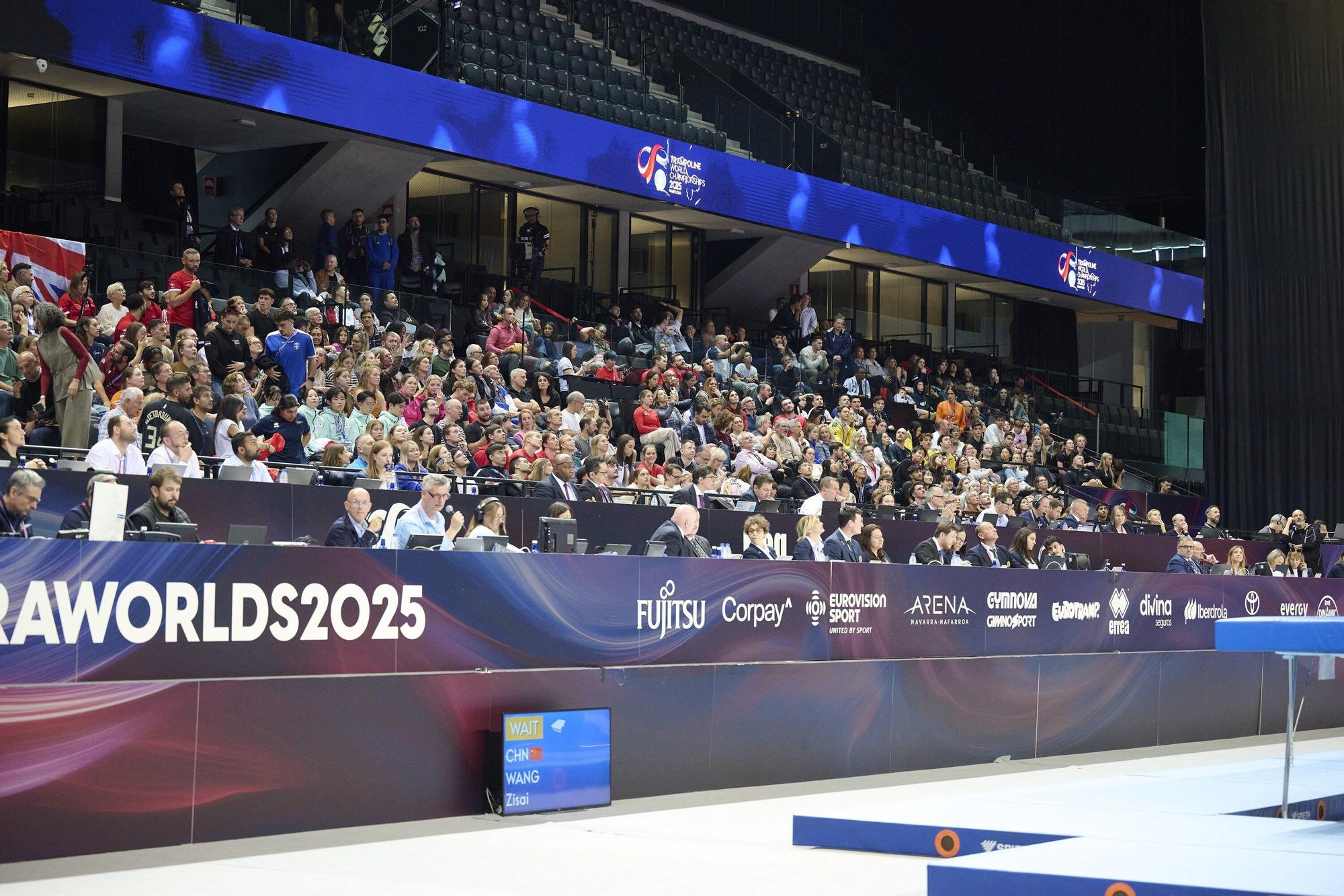 Las fotos más espectaculares del Mundial de gimnasia de trampolín en Pamplona