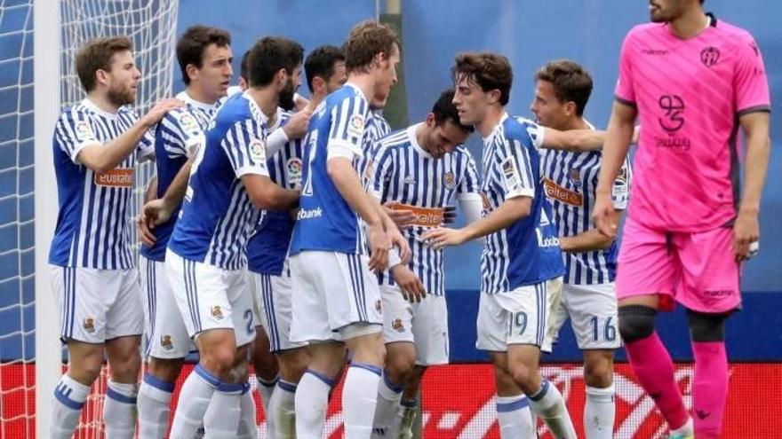 La Real vuelve a la tranquilidad a costa de un flojo Levante