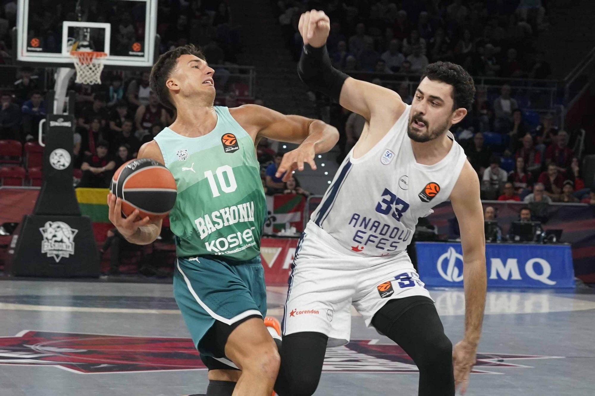 Las mejores imáganes del Baskonia 86-75 Anadolu Efes