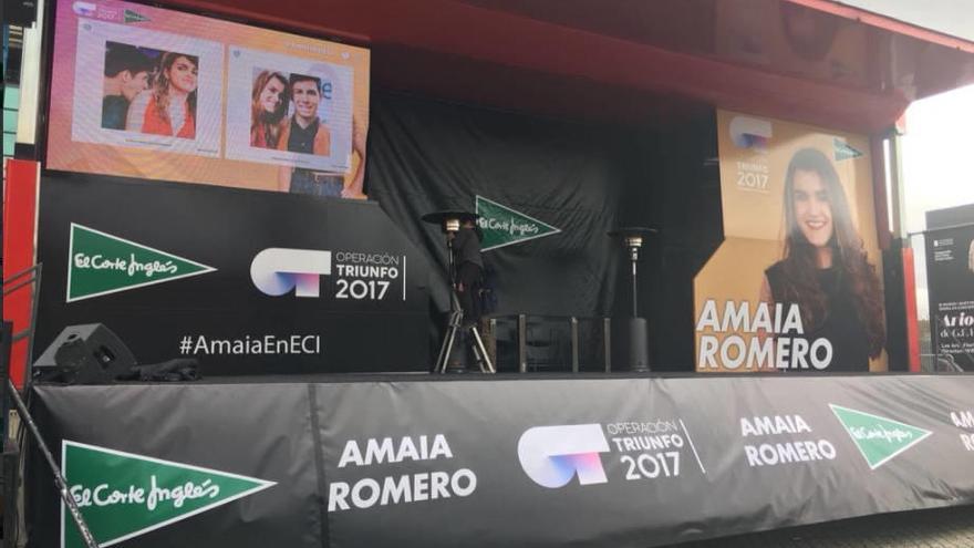 El Corte Inglés instala una pantalla para retransmitir todos los mensajes con el hashtag #AmaiaEnECI