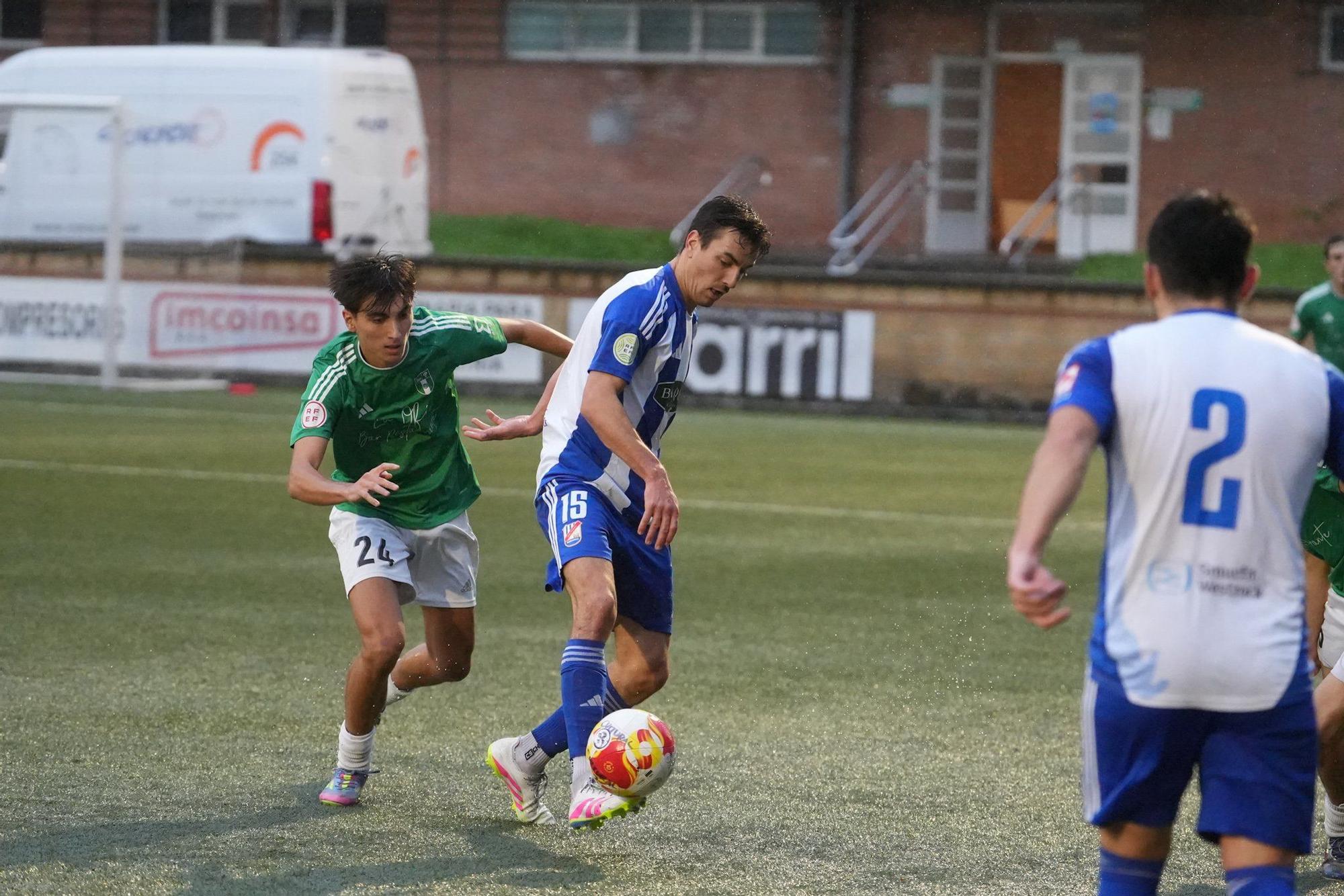 En imágenes: arieta corta la racha del Derio