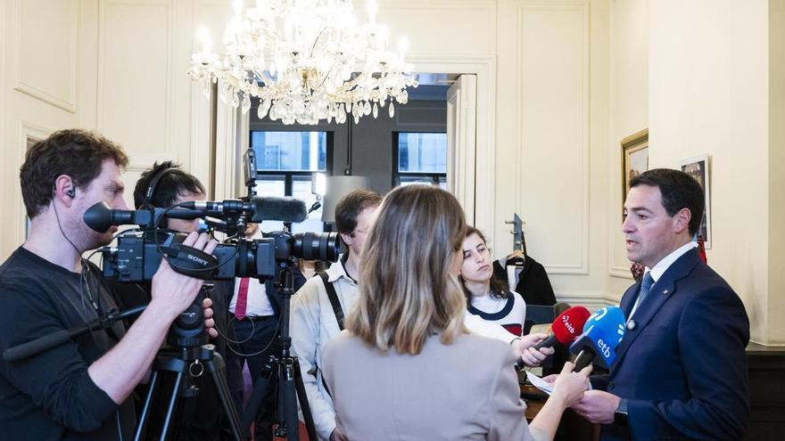 Pradales convoca una reunión urgente del Grupo para la Defensa Industrial por la crisis en Oriente Medio