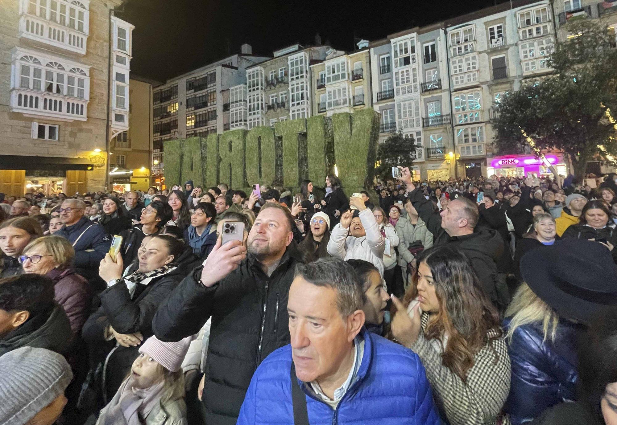 En imágenes:  Vitoria enciende su Navidad