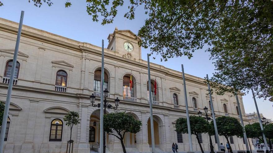 El alcalde de Sevilla lamenta y condena el asesinato de una mujer en el barrio de Sevilla Este