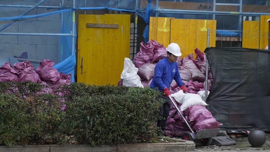 Los vizcainos aprueban la situación de la economía y el empleo en el territorio
