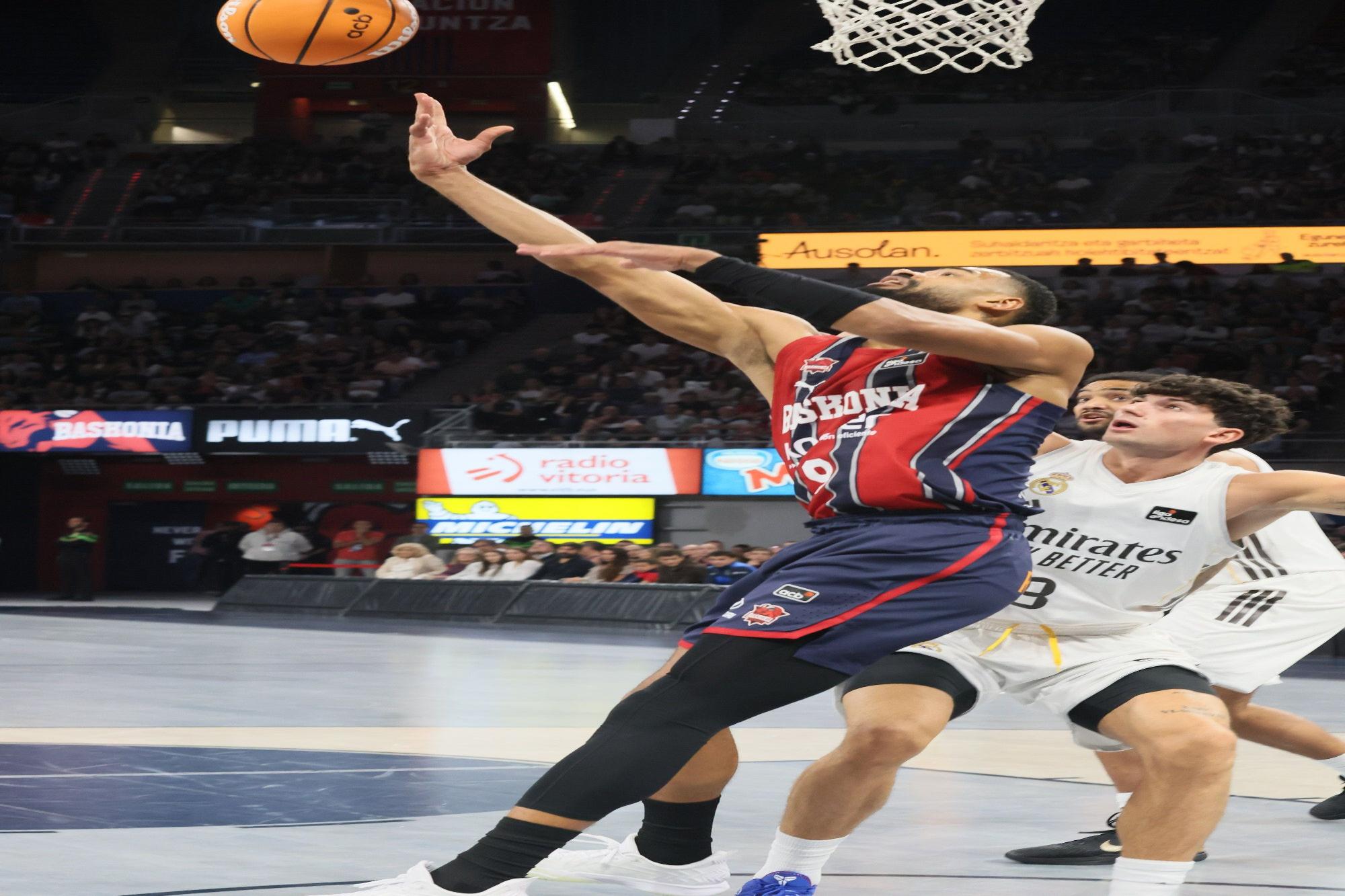 En imágenes: Así está siendo el Baskonia - Real Madrid