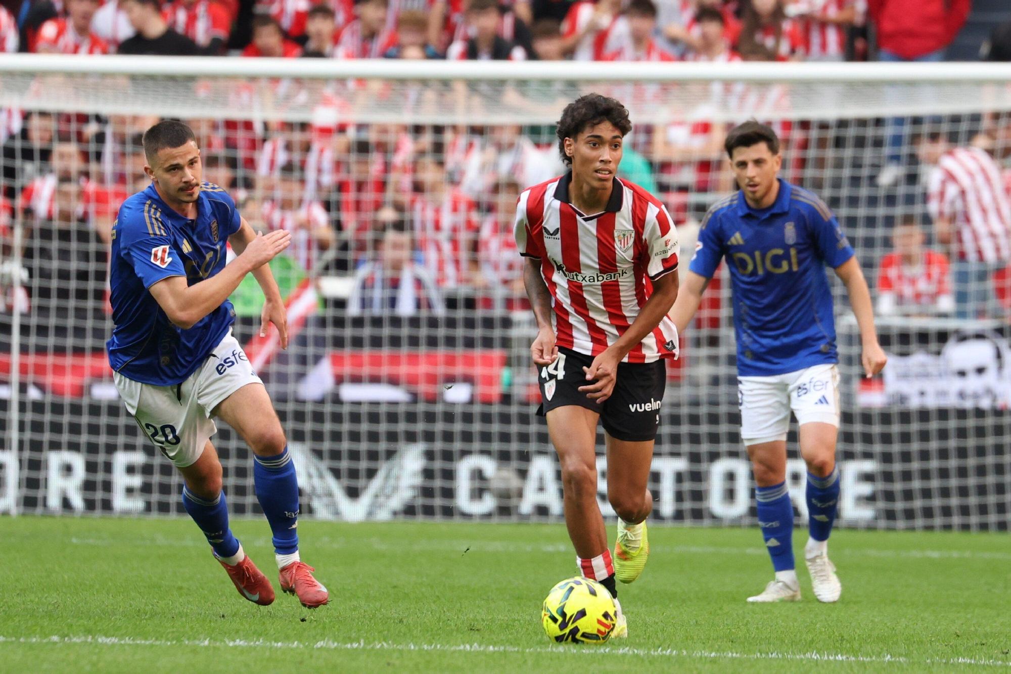 Athletic-Real Oviedo, en imágenes