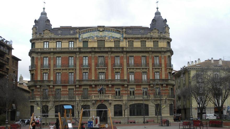 La biblioteca San Francisco, tres semanas cerrada para reformar el suelo del inmueble