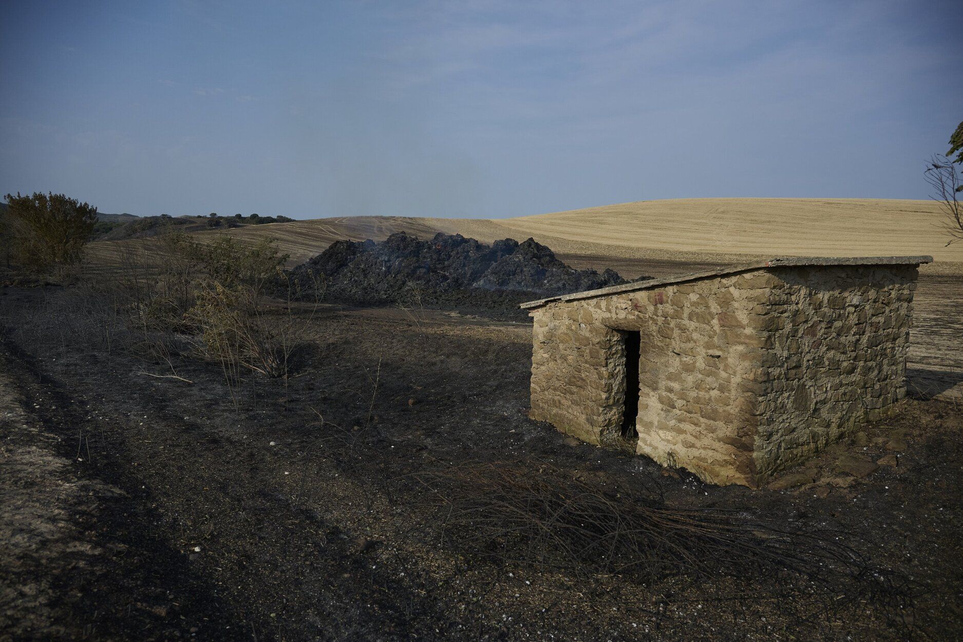 Imágenes de la zona afectada por el incendio en Enériz