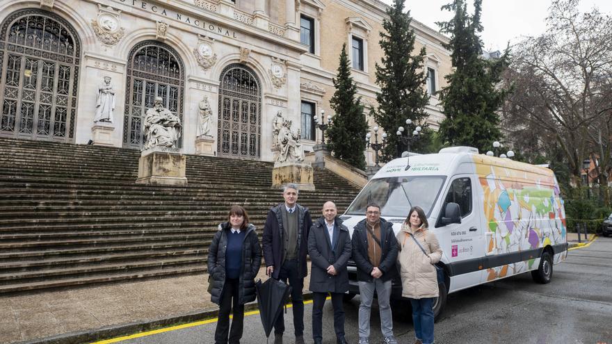 El Bibliobús de Estella hace parada en Madrid