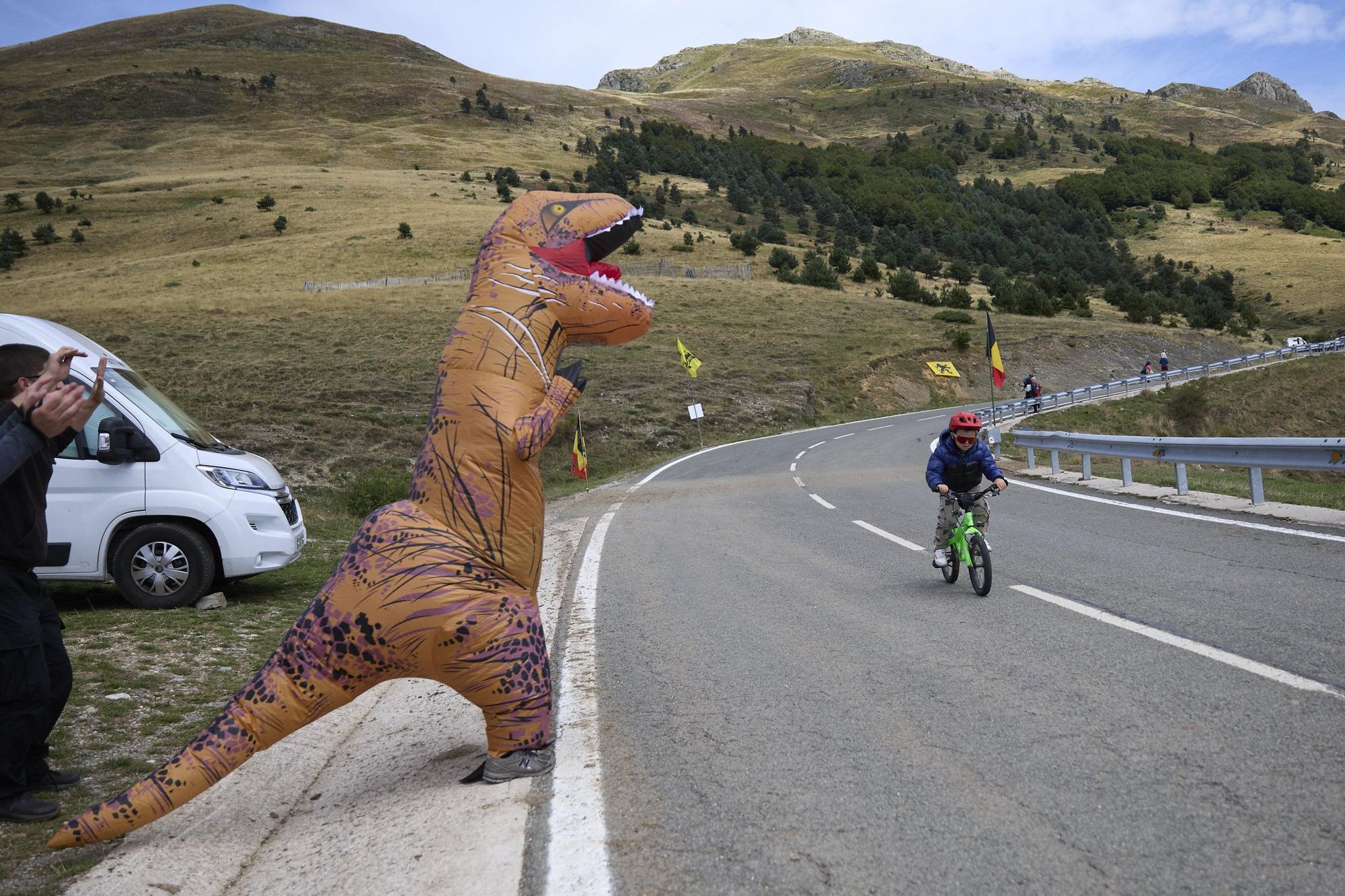 Fotos de la etapa navarra de La Vuelta 25 entre Sendaviva y Larra - Belagua