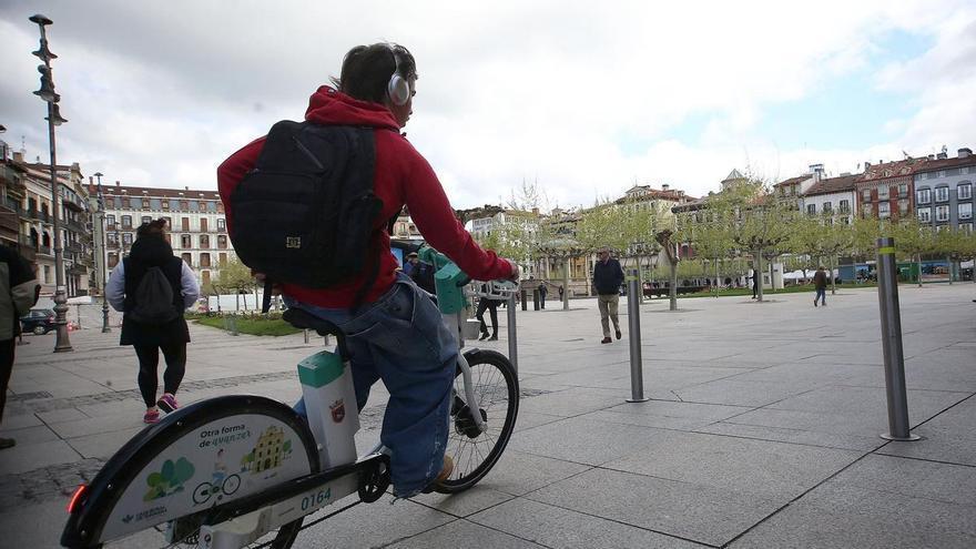 Ride On amenaza con paralizar el servicio de bicicletas eléctricas ante los "impagos del Ayuntamiento"