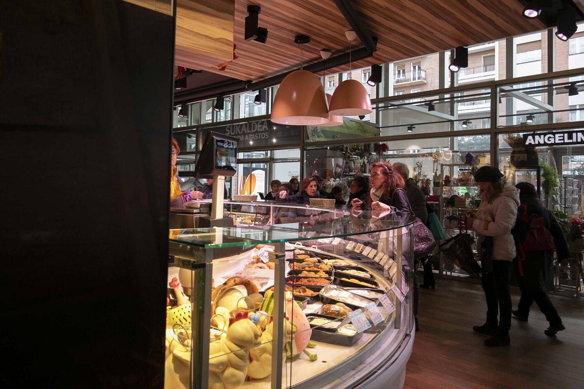 En imágenes: El Mercado de Abastos de Vitoria celebra su 50 aniversario