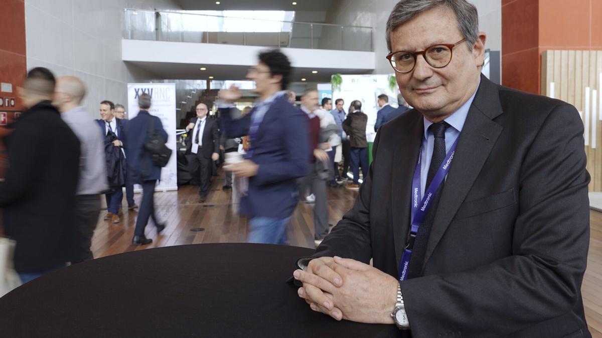 El presidente de la Asociación Española de Cirujanos, Salvador Navarro.