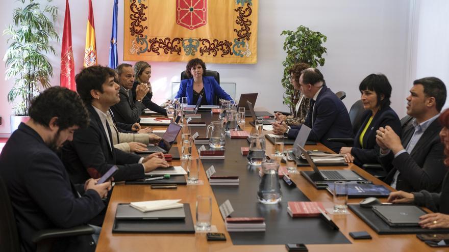 Fotos de la Mesa y Junta de Portavoces del Parlamento de Navarra (20/05/2024)