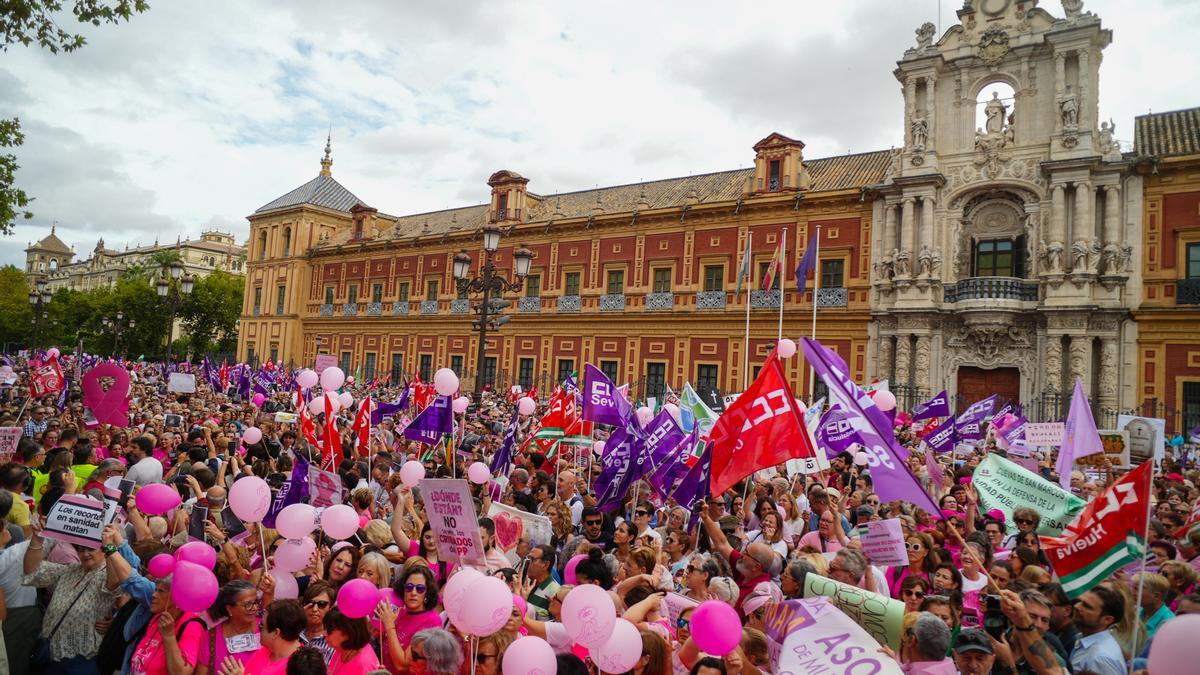 Imágenes de la concentración convocada por la asociación (Amama) el pasado 26 de octubre.