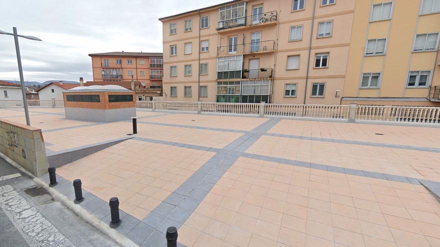 Herido un joven tras caer en Mutilva por un tragaluz desde cuatro metros de altura