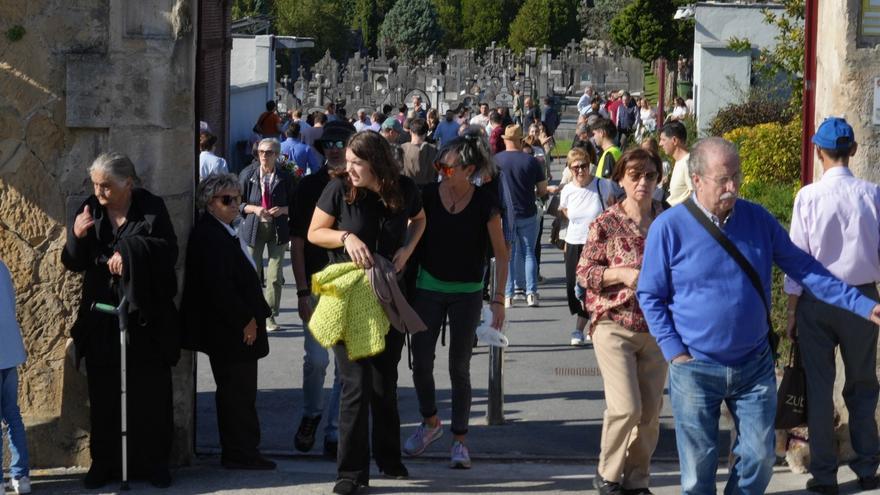 Un cementerio de Bilbao más humano y menos religioso