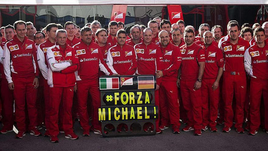 Schumacher cumple un mes en coma: el pesimismo gana terreno