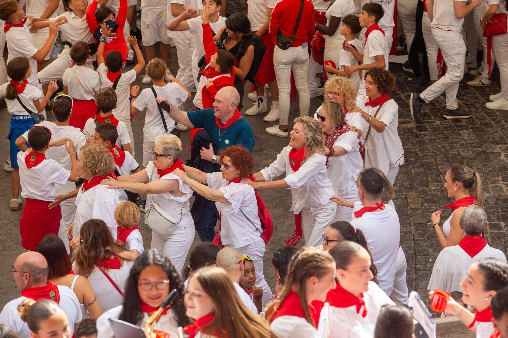 Fotos del cohete de fiestas de Olite 2025
