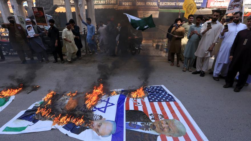 Directo | Abatido un individuo tras embestir un vehículo contra una sinagoga en Michigan