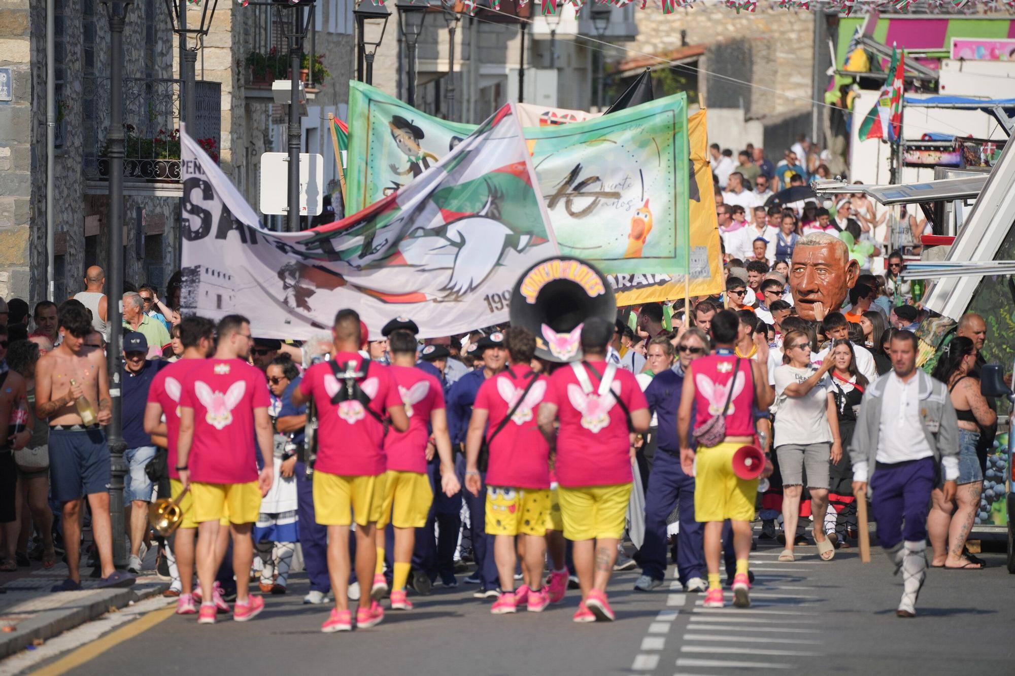 En imágenes: El Brujo abre las fiestas de Nanclares de la Oca