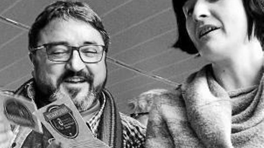 25.000 mini diccionarios para el comercio local