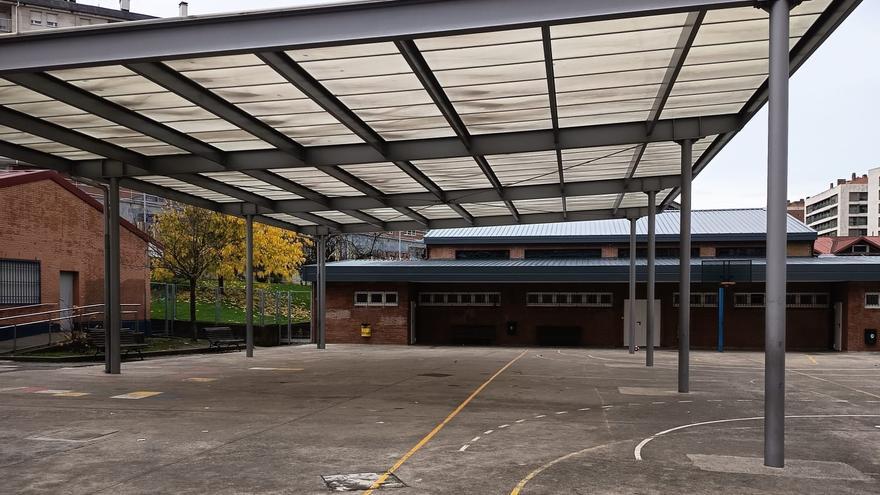 El colegio Gallego Gorria de Bilbao renueva las cubiertas de su gimnasio